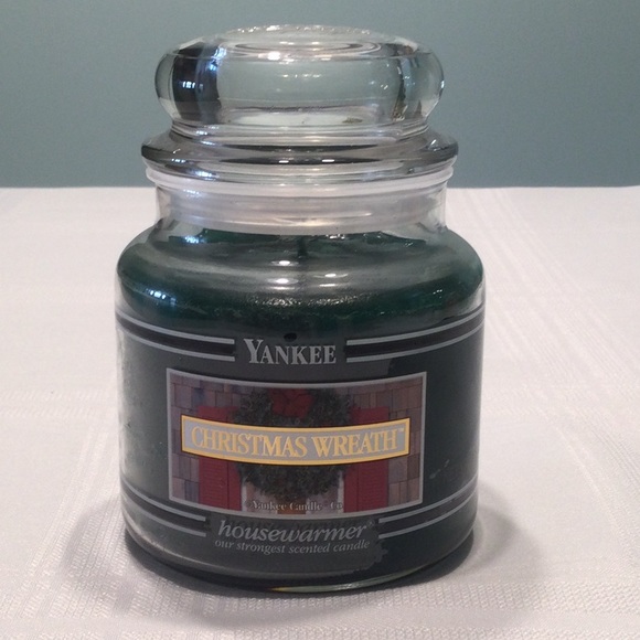 Yankee Candle Christmas Wreath Jar Candle